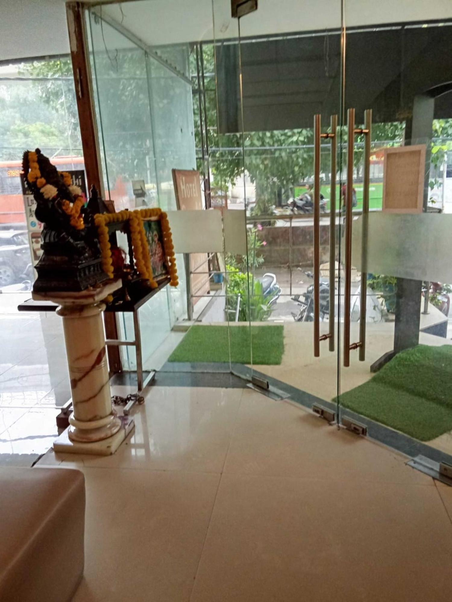 Paschim Vihar Delhi (National Capital Territory of India) Exterior foto